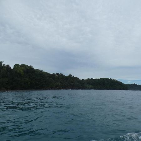 Drakes Bay Cabinas Vista Isla Del Cano Corcovado מראה חיצוני תמונה